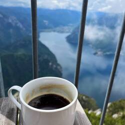 ..und Traunsteinhaus, wo der Kaffee besonders gut schmeckt.