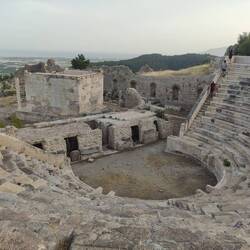 Rhodiapolis, théâtre