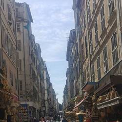 'Rue des arts' stand am Straßenbeginn - das hat mich neugierig gemacht, aber da gab es nichts 😂