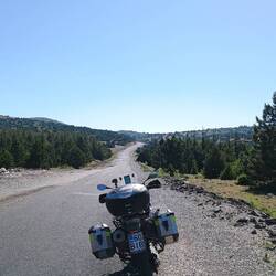 Tämmöset maisemat tien korkeimmalla alueella.