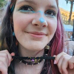 Willow got a handmade choker