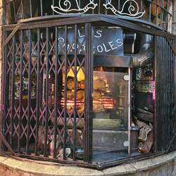 Open air chicken roasting