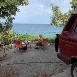 Stellplatz mit direktem Zugang zum Meer