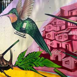 Symbolisierung der Helikopterangriffe auf Comuna 13