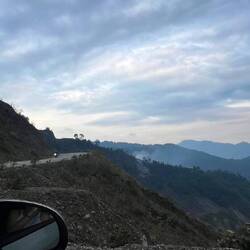 this was the only offroad we drove. wouldn't wanna do any cliff-jumping here to be honest