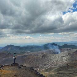 Der Aso Vulkan. Leider dürfen wir uns dem Krater nicht weiter nähern.