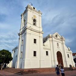 In der Kirche liegt wohl Simon Bolivar