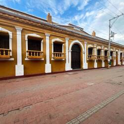 Erstes Gefängnis in Santa Marta, heute eine Schule