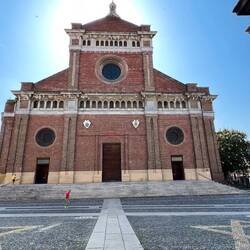 Der grosse Eingang zum Dom