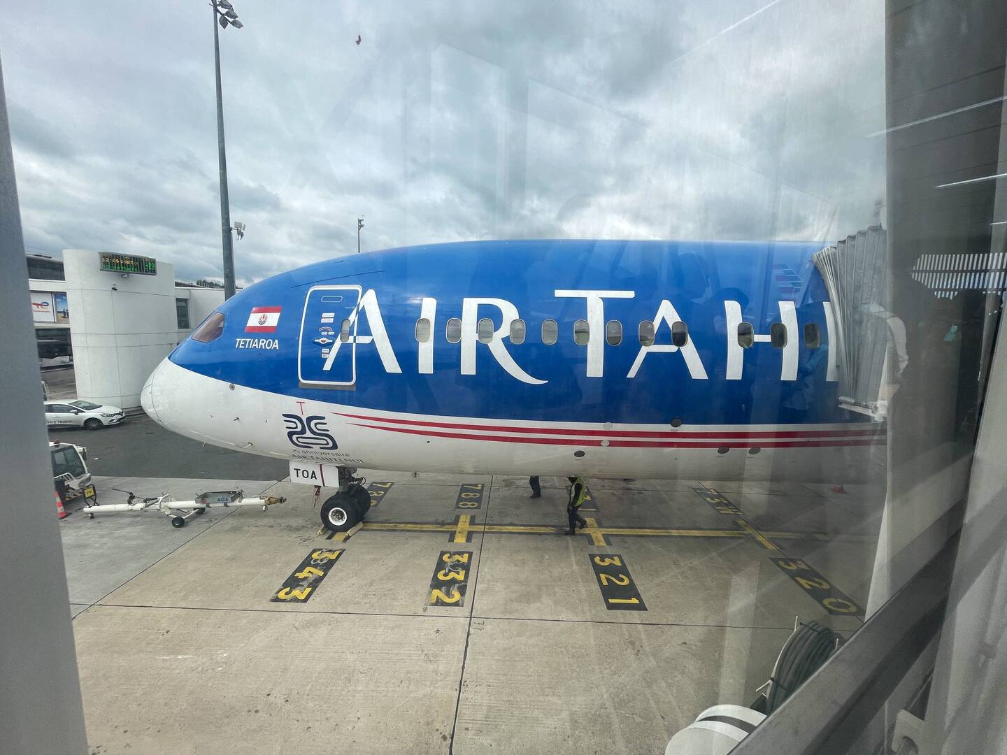 für zwei Stund hämmer müese de Flüger verlah...