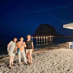 Monemvasia a été construite au cours du 6e siècle.