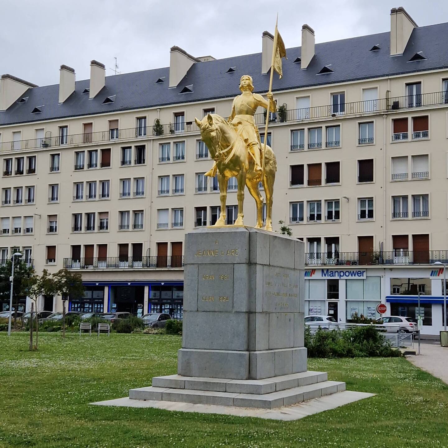 auch in Caen wird Jeanne d'Arc verehrt