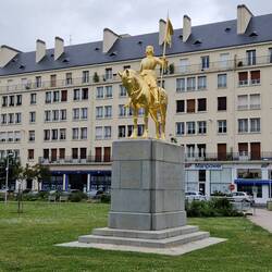 auch in Caen wird Jeanne d'Arc verehrt