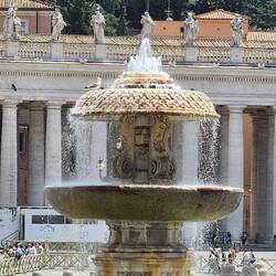 Fountain in Saint Peter's Square