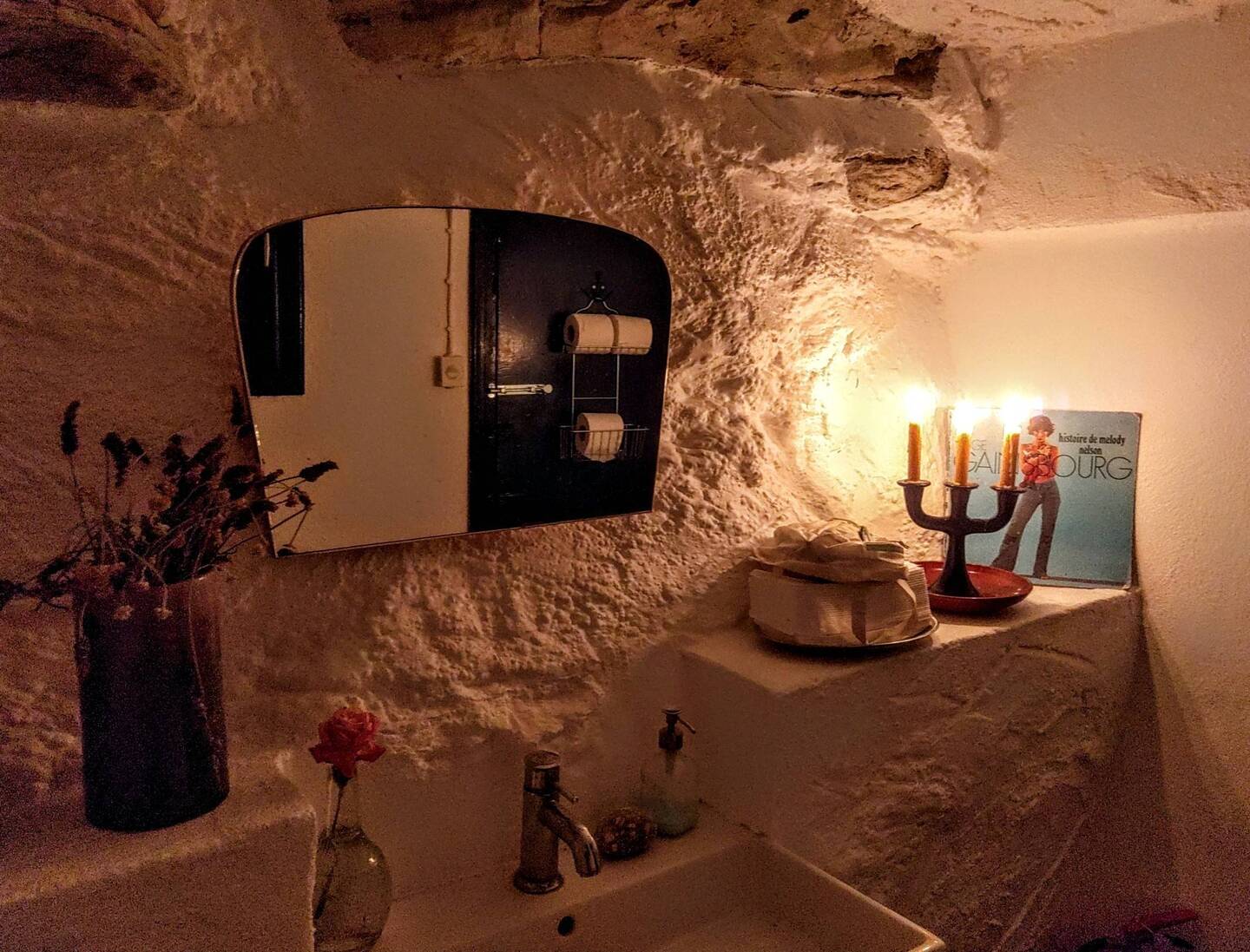 Sogar das WC vom Loggia ist nur mit 🕯 beleuchtet 😍