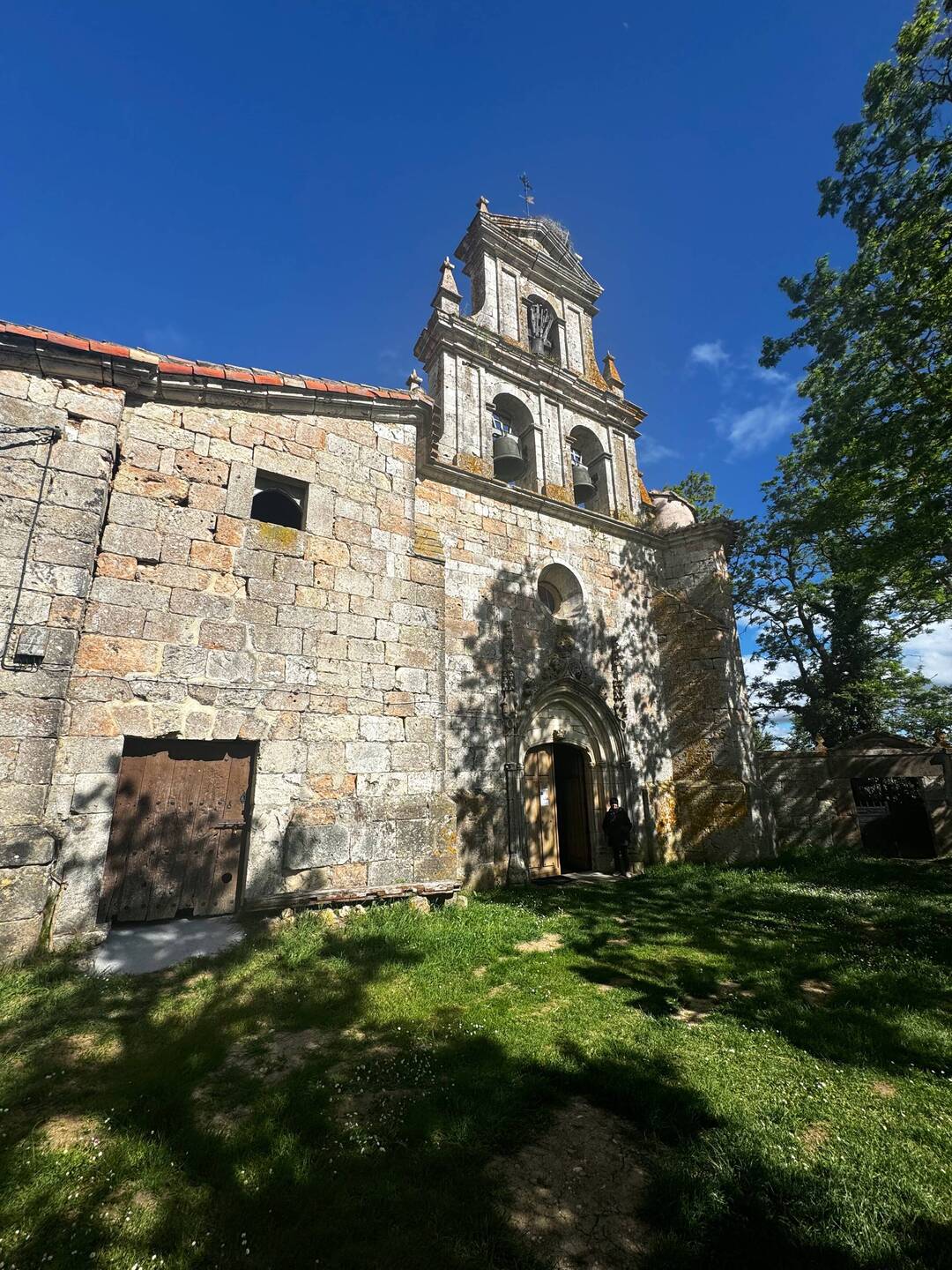 14th Century church in Ages
