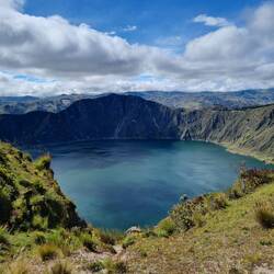 Lagune im Vulkankrater