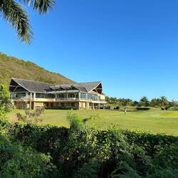 verbi am Clubhuus vom Golf