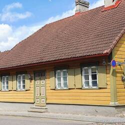 Viljandi: Schon wieder so ein schönes Holzhaus