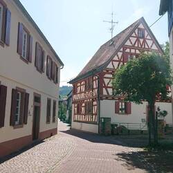 Alleyway in Hirschberg, this is on our walk to the tram stop