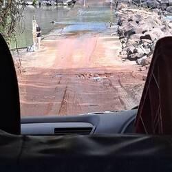 Ab durch den River bei Cahill's Crossing