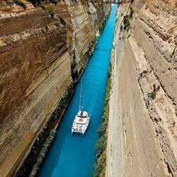 Le canal de Corinthe