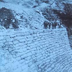 Unglaublich was die Menschen weitestgehend ohne Maschinen geleistet haben.