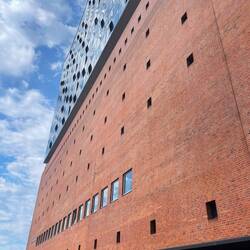 Die Elbphilharmonie aus ungewöhnlicher Perspektive