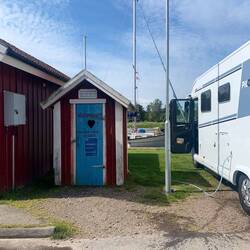 Toilettenhäuschen in Lyrestad
