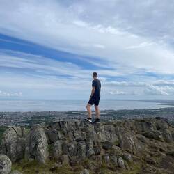 Auf der Spitze des Arthur's Seat