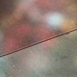 Licht durch die Kirchenfenster auf den Boden