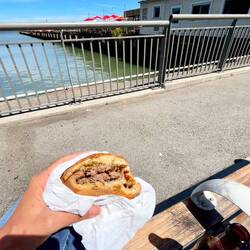 little refreshment 🍔after the game