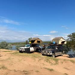 Unser Camp auf der anderen Seite des Flusses.
