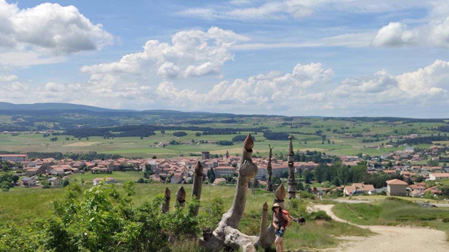Saugues et ses totems d'immunité à la bête!