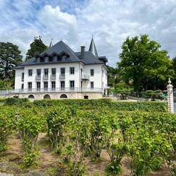 Le Château de Bonport, ein wunderschönes Schloss, leider nur für Feierlichkeiten zu mieten.