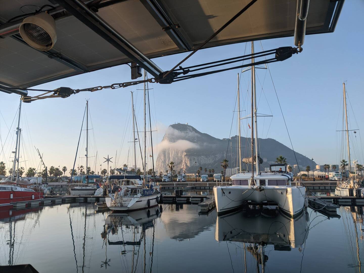 Un velo su Gibilterra