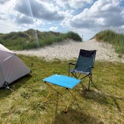 Endlich.. Zelt steht und Stuhl ist hier mal nicht weg geflogen😁