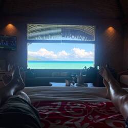 dä Usblick isch eifach genial (das im Hindergrund isch de Blick zrugg uf Raiatea)