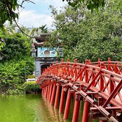 Ngoc Son Temple