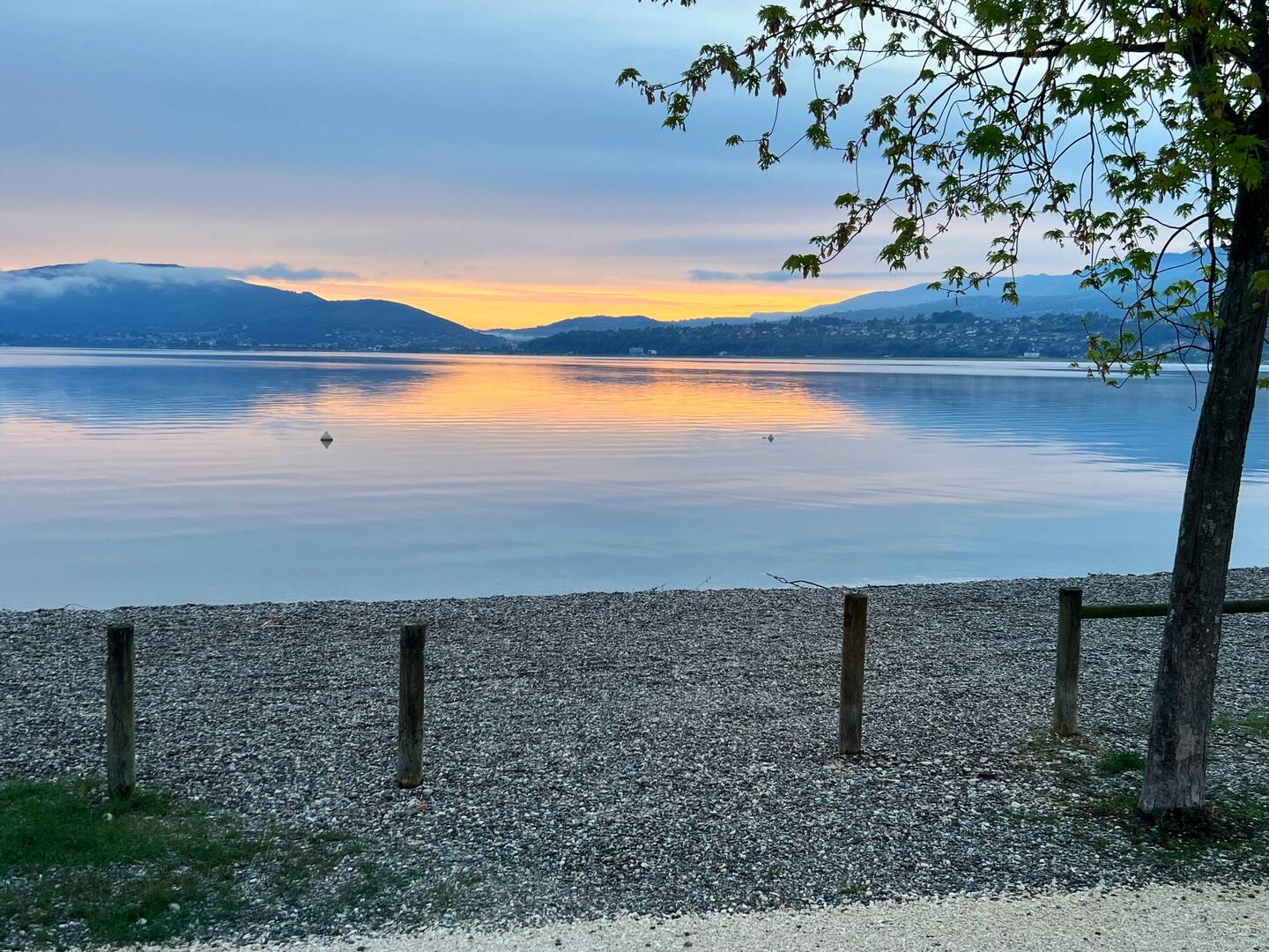 Morgenrot am Lac du Bourget
