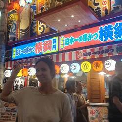 Laura hat (noch) keine Angst vor Chuckys Geschwistern.