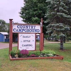 Arrival at Country Campground near Detroit Lakes