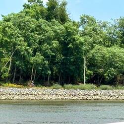 Trail along Chesapeake Delaware Canal