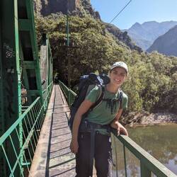 Entlang der Zugschienen...