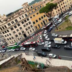 Rome traffic!!