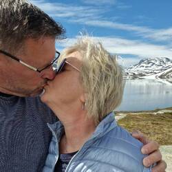 Die Liebe, die Liebe spontan überkommt es Birgit