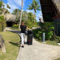 los, los, öises Taxi wartet