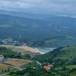 Returning to the coast at Pobeña