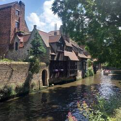 Canal scene in Bruges