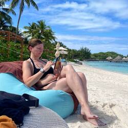 natürli muemer zwüsched dure au s'Händy mal wieder kontrolliere